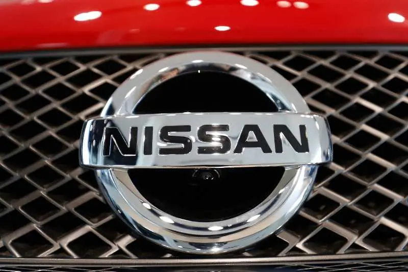 Nissan затваря временно най-големия си британски завод