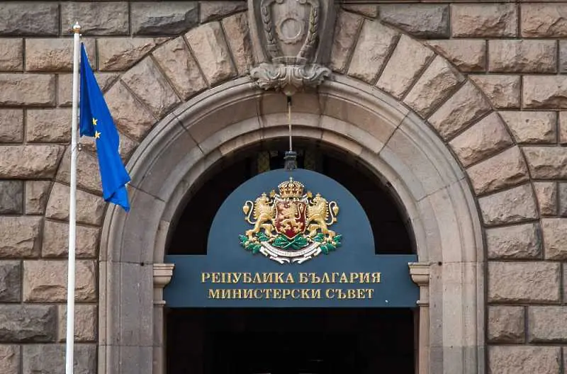 Министерският съвет внася предложение в парламента да обяви извънредно положение (обновено)