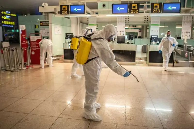 Черен рекорд в Испания - 832 смъртни случая от коронавирус за последните 24 часа