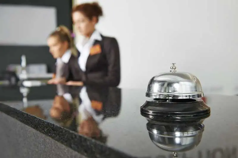 Битка за клиенти: 47% от хотелите у нас ще намалят цените за лятото