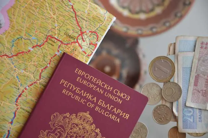 Швейцария и Алжир също ще признават изтекли български лични документи