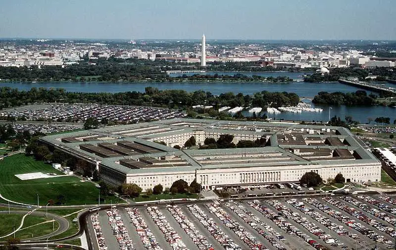 Пентагонът разпореди на военната полиция в САЩ да е в готовност заради бунтовете