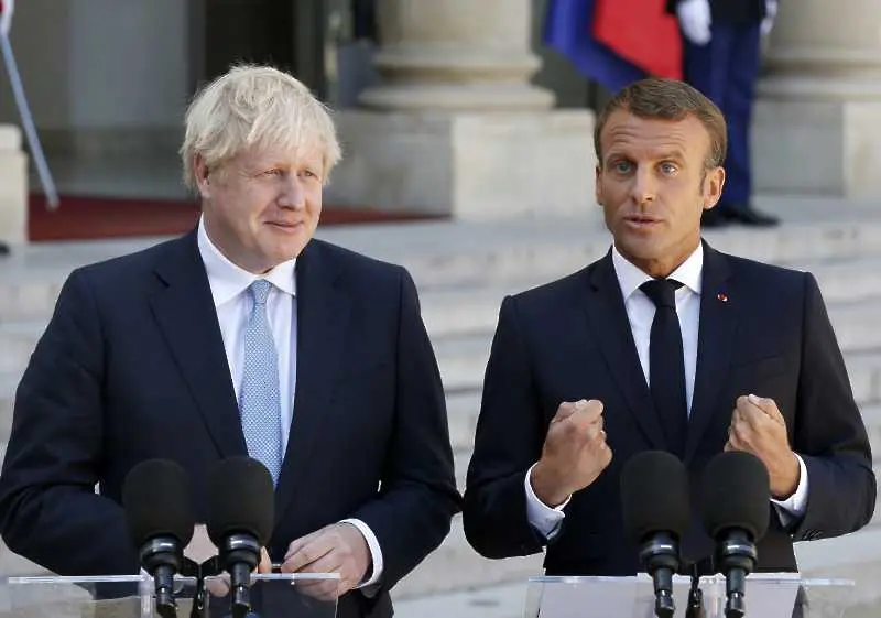 Без задължителна карантина за пристигащите от Франция във Великобритания