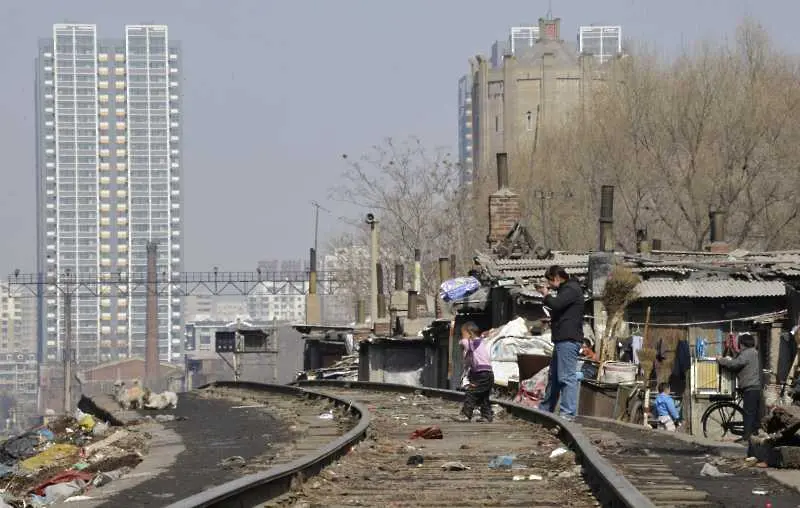Китай обещава да ликвидира бедността в страната до една година