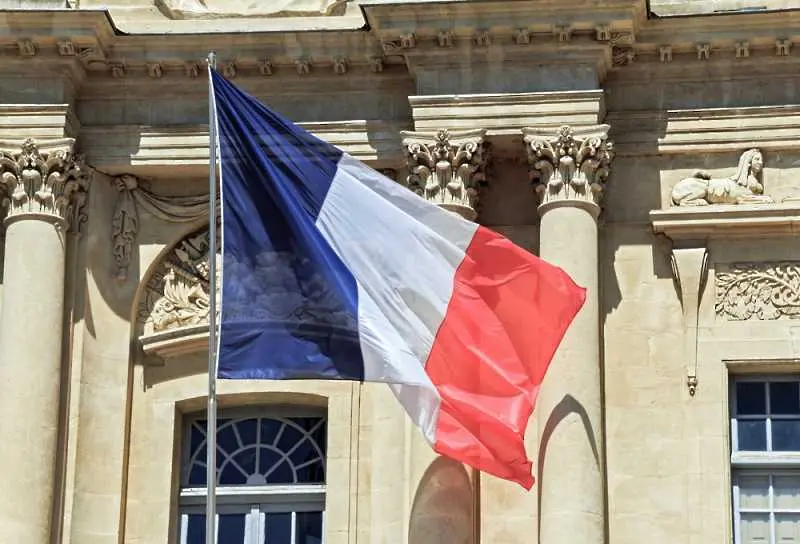 Френската икономика понася тежки загуби въпреки подновяването на икономическата активност
