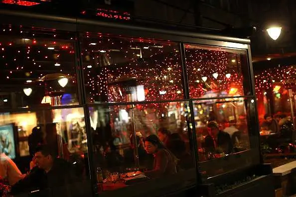 Ресторантьорите издействаха от Борисов да падне забраната за нощните клубове