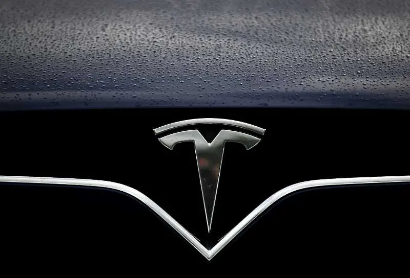Tesla стана най-скъпия производител на автомобили в света