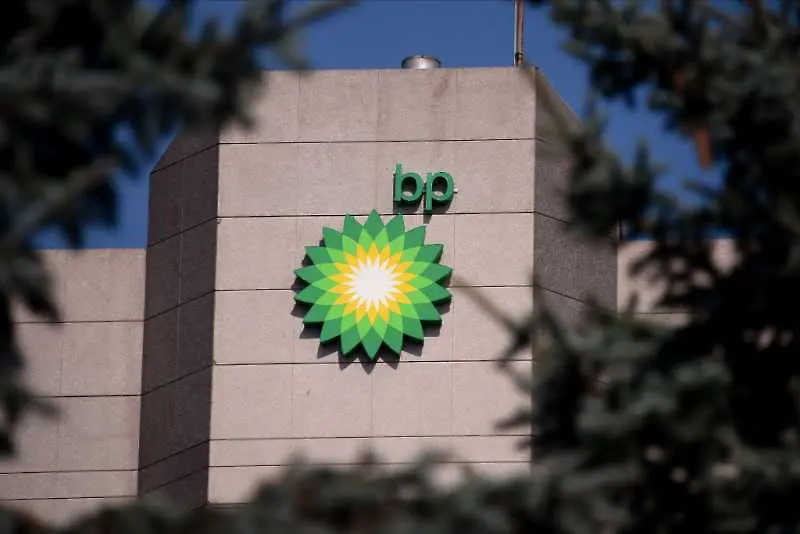 BP продава бизнеса с нефтохимически продукти на милиардера Джим Ратклиф
