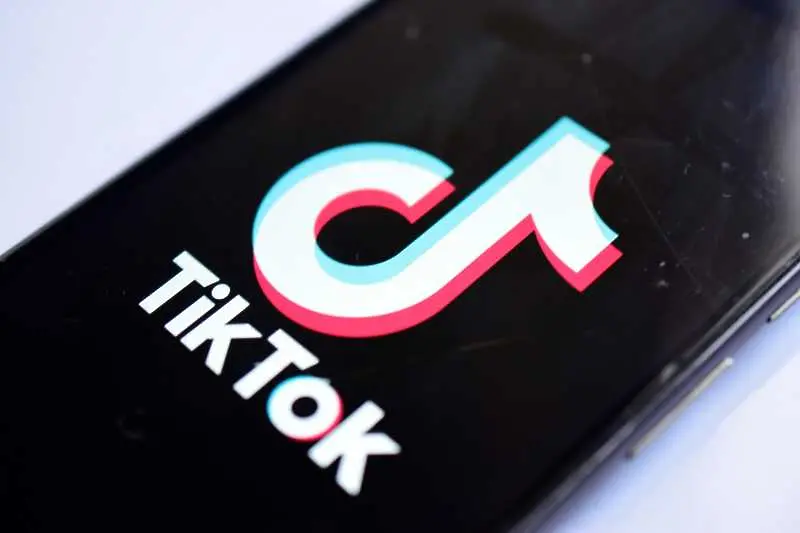 TikTok се оттегля от Хонконг