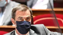 Местната власт във Франция ще въвежда носене на маски на открито при необходимост