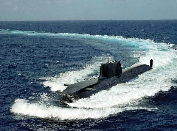 Турска подводница влезе в гръцки териториални води