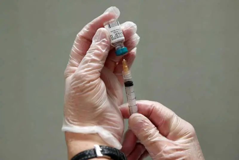 Авторитетен медицински журнал публикува първи резултати от клинични тестове на руската ваксина