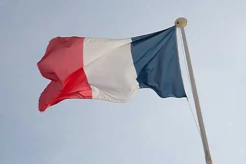 Франция обяви 55 „червени” зони 