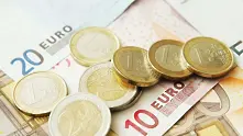 1/3 от българите определят еврото като по-стабилна валута от лева и долара