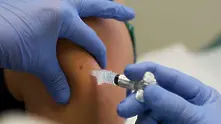 Русия стартира тестове на COVID-19 ваксината си в Близкия изток