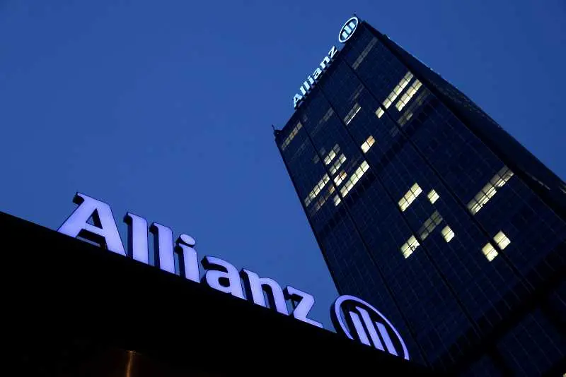 Австралийски регулатор съди Allianz за подвеждане на потребители
