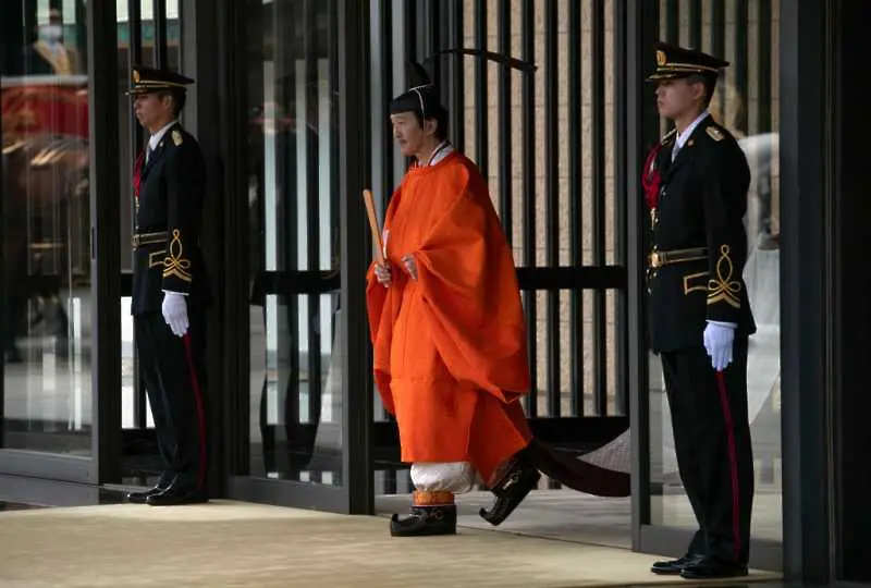 Япония обяви принц Фумихито за престолонаследник на трона