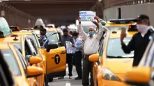 Автобусните превозвачи и такситата излизат на протест срещу ветото на президента