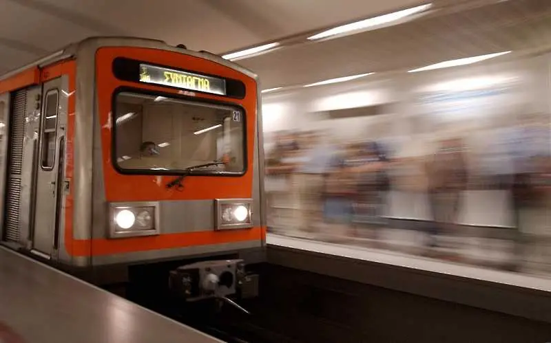 Транспортна стачка спира метрото в Атина