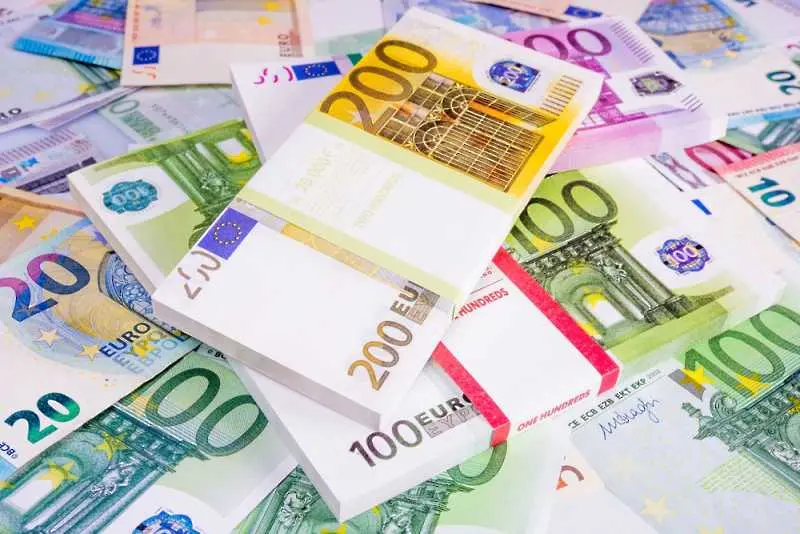 Търговското салдо на минус с над 920 млн. евро за първите 9 месеца на годината 