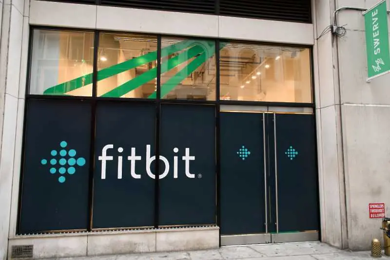 ЕС одобри придобиването на Fitbit от Google, но с условия
