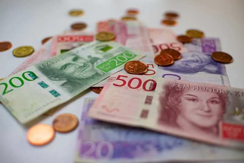 Шведската e-крона на път да измести парите в брой