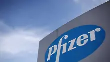 Pfizer изненада ЕС с временно намаляване на доставките на ваксината си