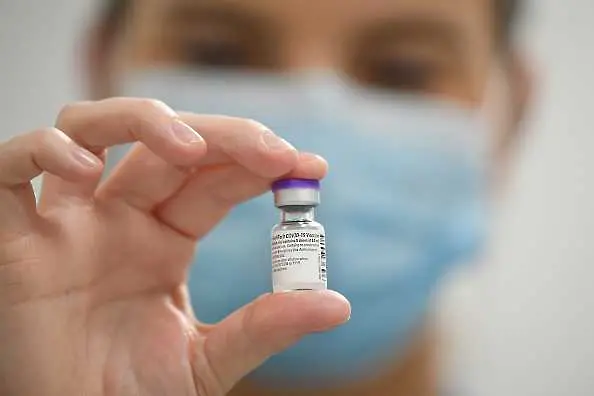Pfizer обеща забавянето на ваксините да е не повече от седмица