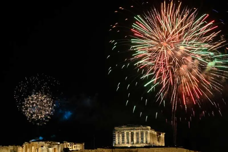 Гърция въведе изненадваща пълна карантина 