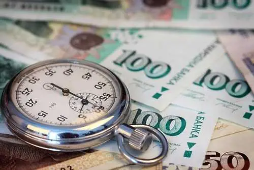 Инвестициите в България намаляват с 30% заради спад в дяловия капитал