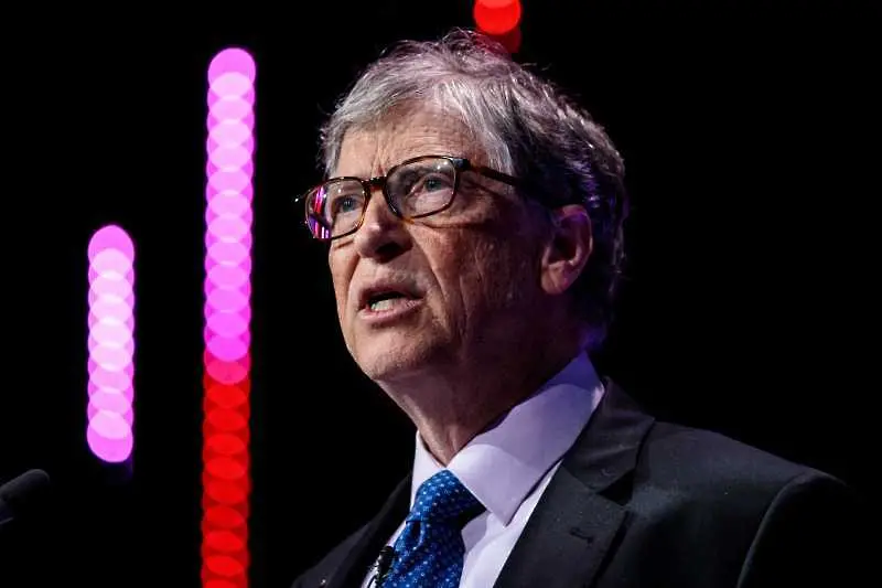 Бил Гейтс се имунизира, но не каза с коя ваксина