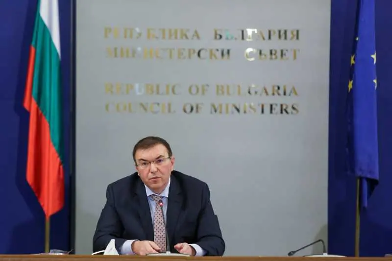 Министър Ангелов: Връщаме си живота такъв, какъвто беше
