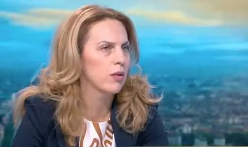 Марияна Николова: Не участвам в листи, отговарям само за организацията на вота
