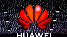 Huawei лансира нов сгъваем смартфон