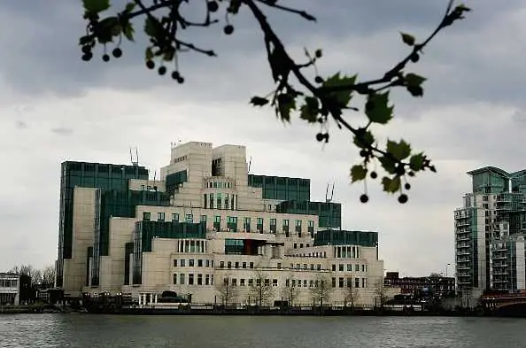 Британското разузнаване търси нови служители с обяви за работа в медиите