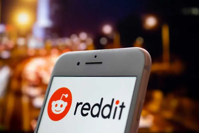 Reddit назначи първия си финансов директор