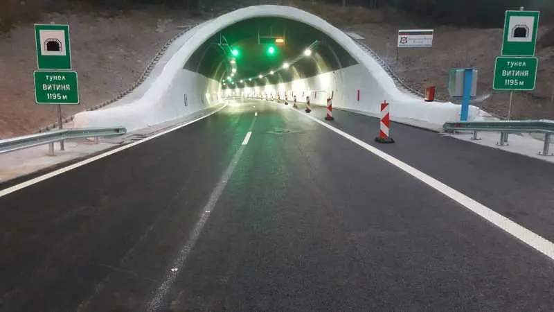 Ремонтът на тунела „Витиня“ на магистрала „Хемус“ ще приключи до 18 март