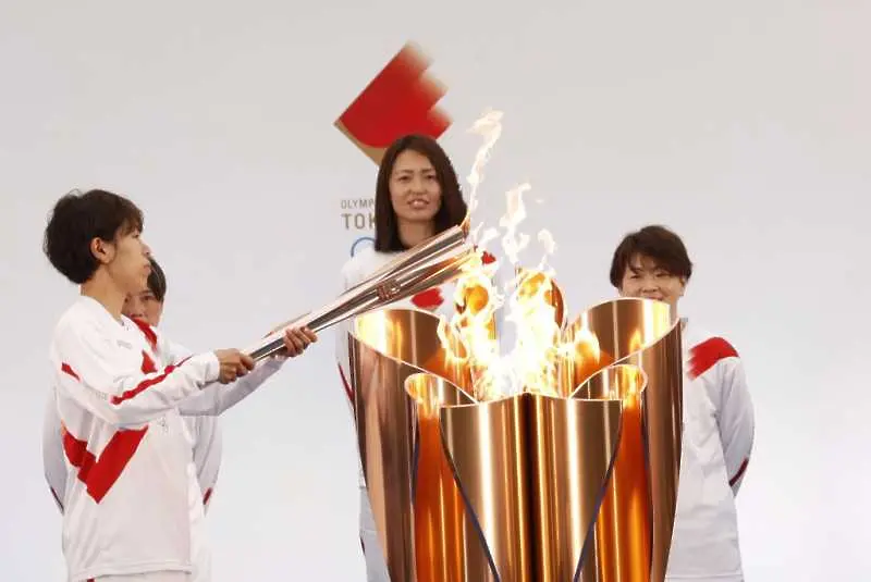 Олимпийският огън бе запален във Фукушима без публика