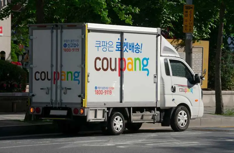 Южнокорейски онлайн търговец дебютира на борсата в САЩ с най-голямата сделка до момента