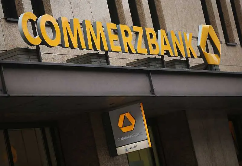 Commerzbank готви огромни съкращения на персонала и закриване на стотици офиси