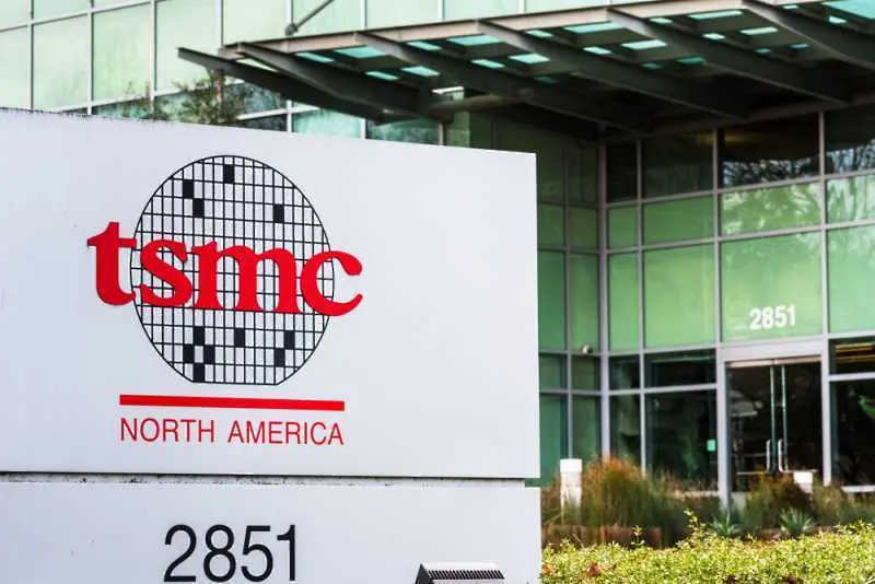 TSMC отговори на Intel, инвестира 100 млрд. в заводи за чипове