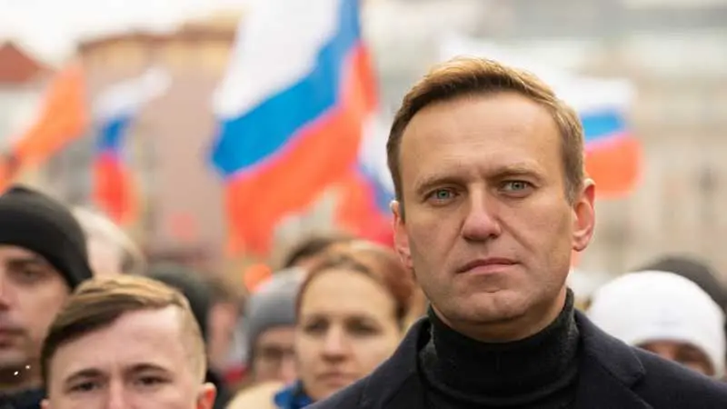 Лекари: Навални рискува да получи сърдечен арест „всeки момент“ и да почине