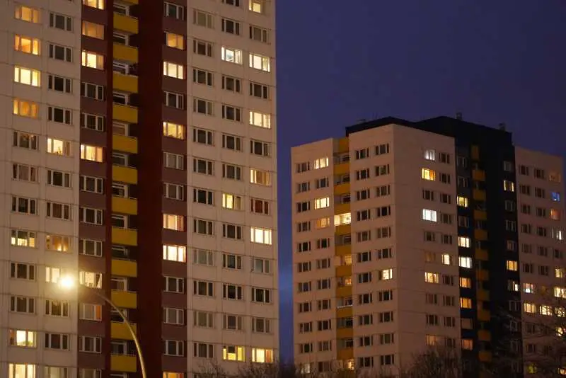 Германия ще глобява собствениците на жилища ако не ги санират