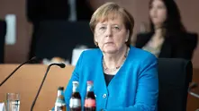Меркел призна, че е лобирала в чужбина за Wirecard