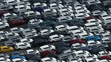 Автопроизводители губят милиарди заради дефицита на микрочипове