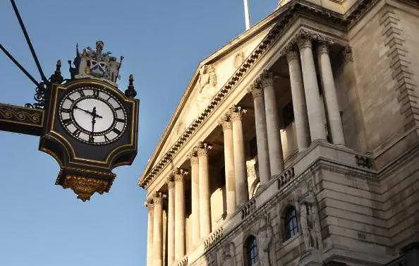Bank of England запази основната си лихва на историческия минимум