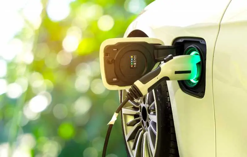 Кога електромобилите ще са по-евтини от колите на бензин?