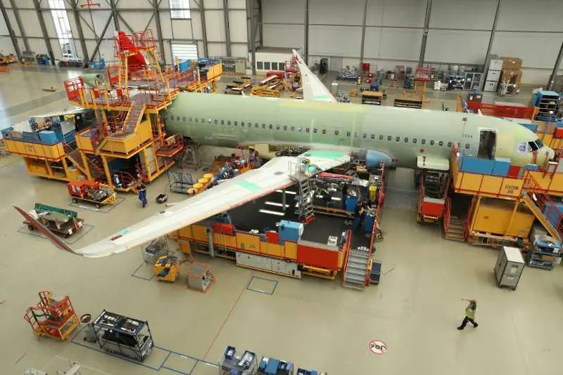 Airbus ще произвежда с 13% повече самолети заради бързото икономическо възстановяване