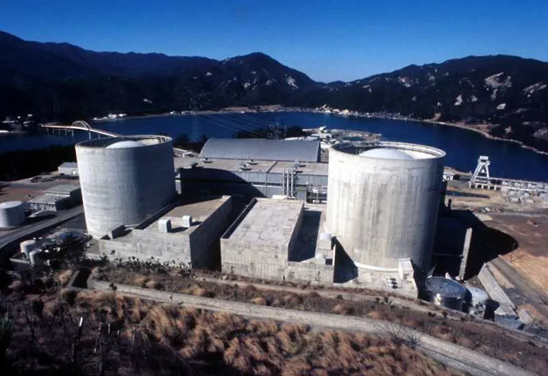 Япония възобнови работата на 40 годишен ядрен реактор 