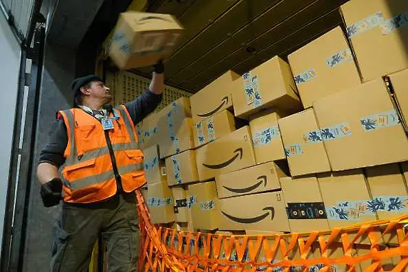 Amazon променя кодекса с корпоративни правила